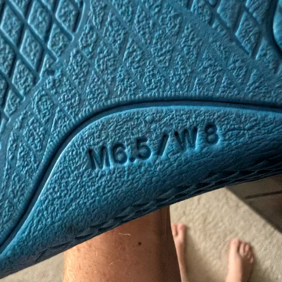 Vans Sk8-Hi Waterproof Insulated Shoe - Picture 2 of 4